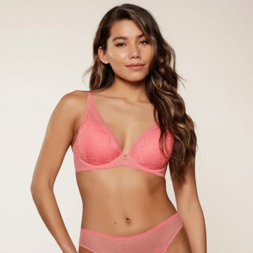7803TB Triangel BH Voorgevormd